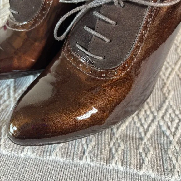 Via Spiga Oxford 3 1/2” heels Cooper/Brown Patent Leather. Women’s Size 7 1/2 - Picture 3 of 11